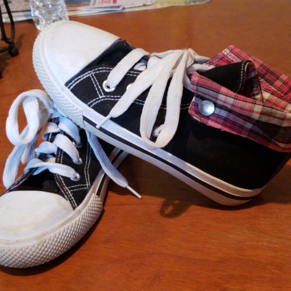 High top sneakers
